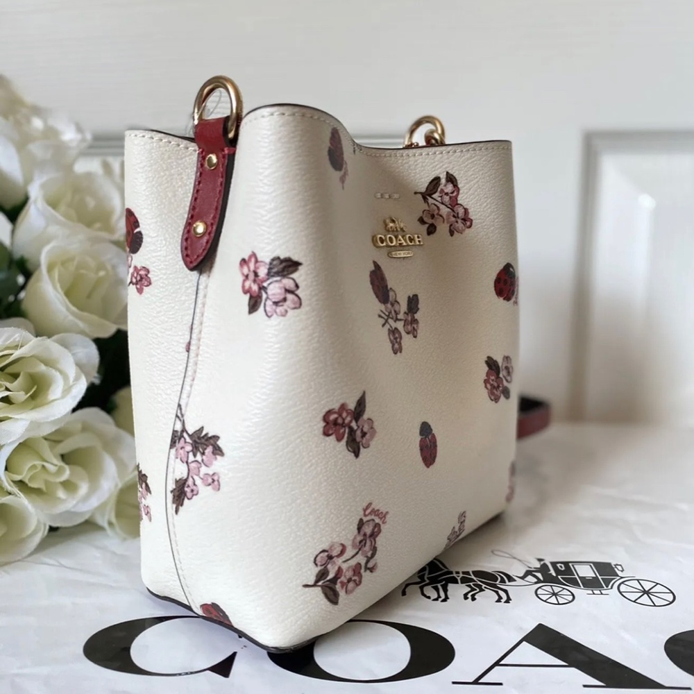 Coach Mini Town Bucket Bag - Picture 2 of 9